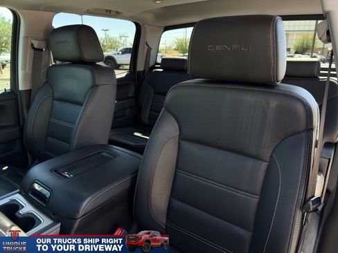 Used 2018 GMC Sierra 2500 Denali w/ Duramax Plus Package AWD/4WD image 20