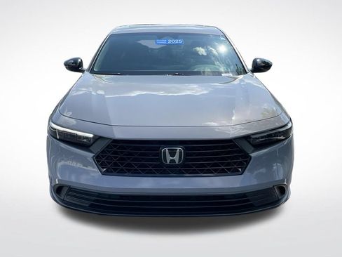 Used 2025 Honda Accord Sport image 9