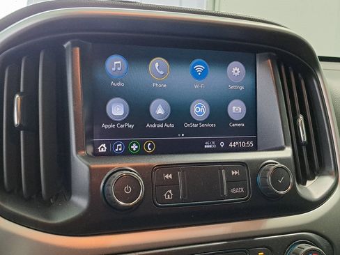 Used 2022 Chevrolet Colorado LT w/ Safety Package image 16