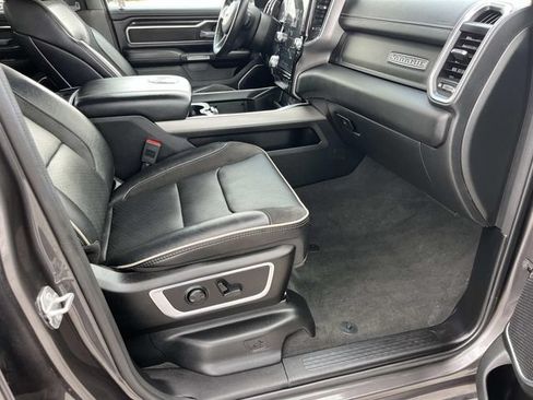 Used 2023 RAM 1500 Laramie AWD/4WD image 25
