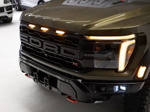 Used 2026 Ford F150 Raptor w/ Equipment Group 803A Raptor R AWD/4WD image 31
