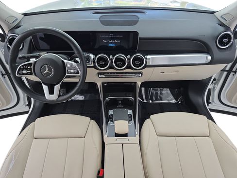 Used 2020 Mercedes-Benz GLB 250 image 9