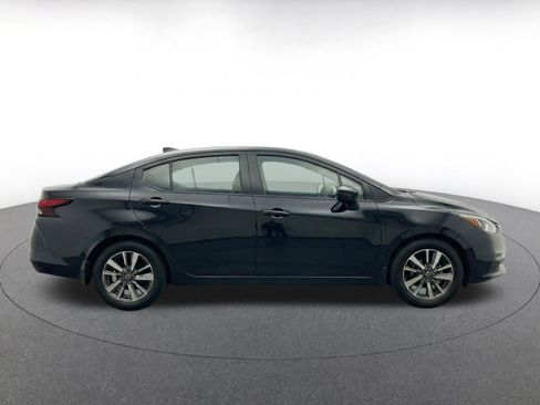 Used 2025 Nissan Versa SV FWD image 10