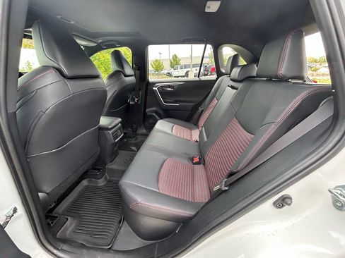 Used 2025 Toyota RAV4 XSE AWD/4WD image 26