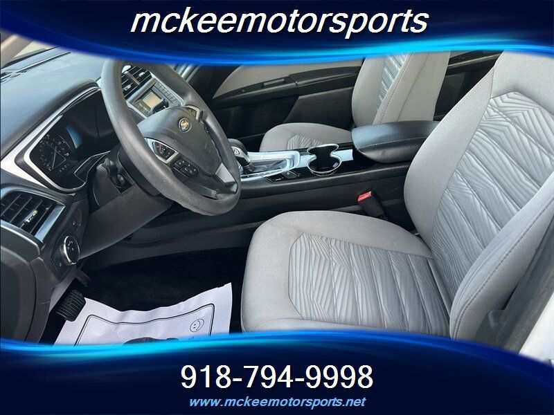 Used 2016 Ford Fusion S FWD image 10