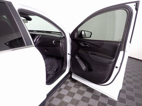 Used 2023 Chevrolet Equinox LT w/ LPO, Floor Liner Package image 30