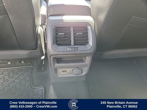 Used 2019 Volkswagen Tiguan SE AWD/4WD image 48