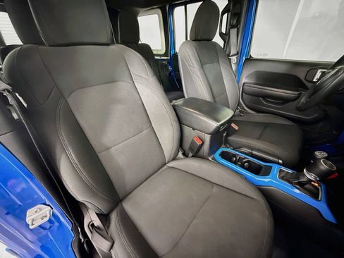 Used 2022 Jeep Wrangler Unlimited Sport AWD/4WD image 28