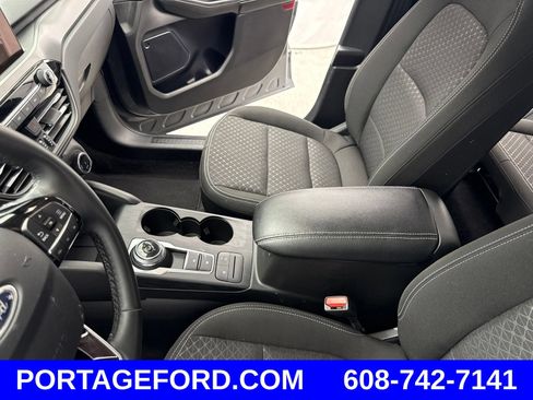 Certified 2024 Ford Escape Active AWD/4WD image 19
