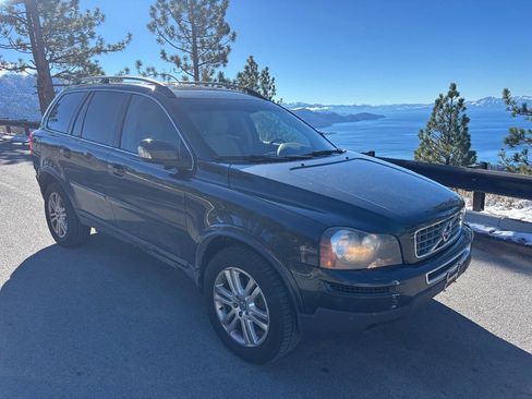 Used 2011 Volvo XC90 3.2 image 1
