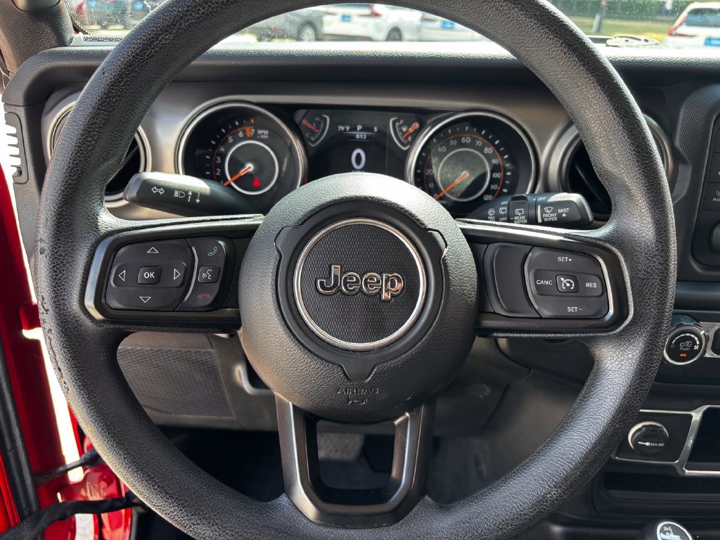 Used 2018 Jeep Wrangler Unlimited Sport AWD/4WD image 30