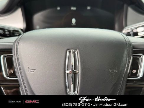 Used 2023 Lincoln Aviator AWD w/ Premium Package image 28