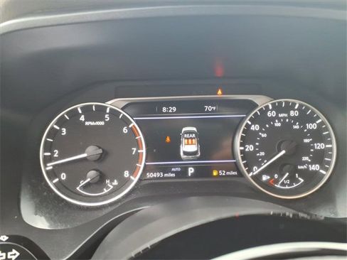 Used 2023 Nissan Rogue SL w/ SL Premium Package image 18