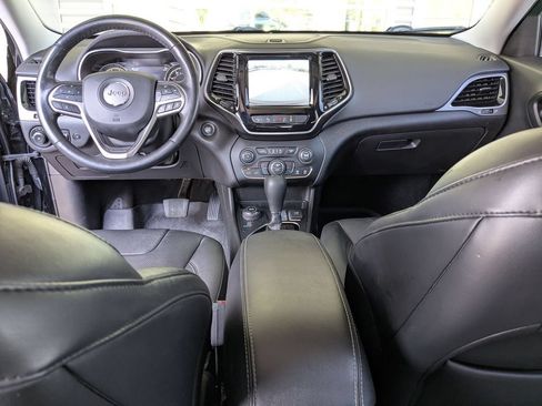 Used 2021 Jeep Cherokee Limited AWD/4WD image 12
