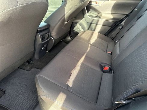 Used 2025 Toyota RAV4 SE w/ Convenience Package image 17