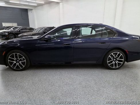 Used 2024 BMW 740i xDrive w/ Executive Package AWD/4WD image 6