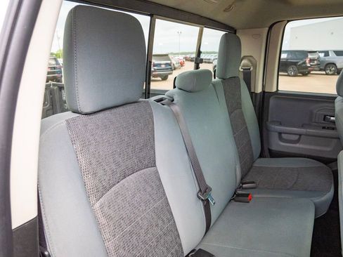 Used 2019 RAM 1500 Classic Warlock w/ Luxury Group image 18