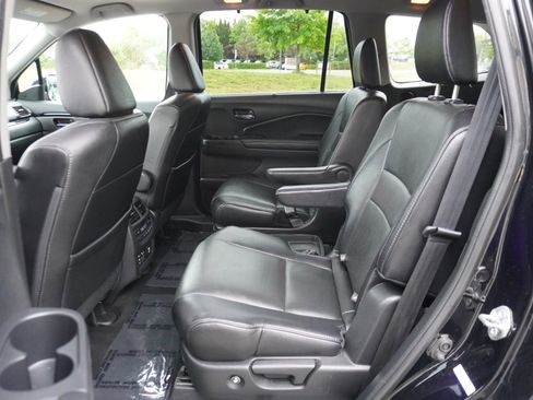 Used 2016 Honda Pilot Elite image 11