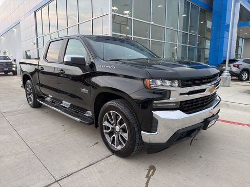 Used 2020 Chevrolet Silverado 1500 LT w/ Texas Edition RWD image 6