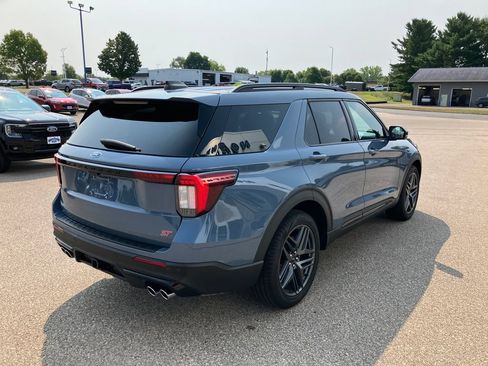 Used 2025 Ford Explorer ST AWD/4WD image 6