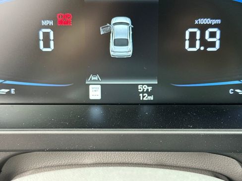New 2026 Hyundai Elantra SEL Sport Premium FWD image 11
