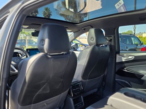 Used 2023 Volkswagen ID.4 Pro S AWD/4WD image 18