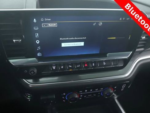 Used 2024 Chevrolet Silverado 2500 High Country w/ High Country Premium Package AWD/4WD image 5