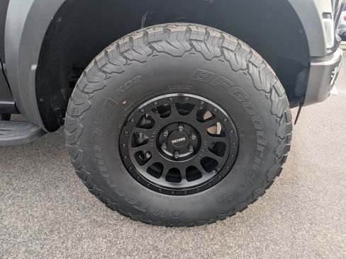 Used 2021 Ford F150 Raptor w/ Raptor 37 Performance Package AWD/4WD image 24