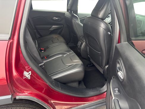 Used 2021 Jeep Cherokee Latitude Lux 80th Anniv w/ Quick Order Package 26U 80TH image 21