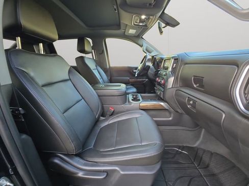 Used 2019 Chevrolet Silverado 1500 LT Trail Boss AWD/4WD image 14