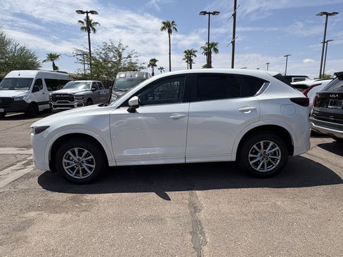 Used 2024 MAZDA CX-5 AWD 2.5 S w/ Preferred Package image 3
