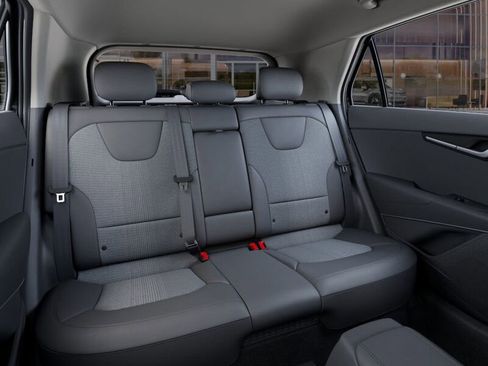 New 2025 Kia Niro EX image 17