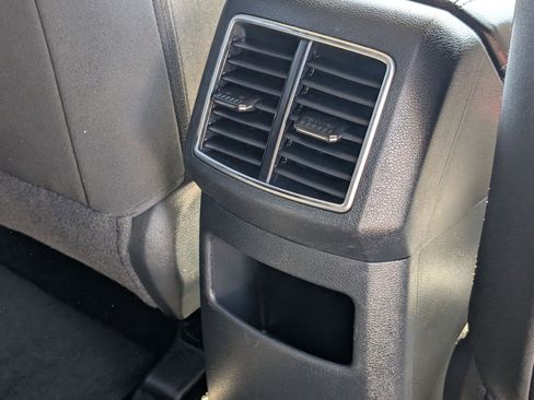 Used 2024 Kia Sportage LX image 28