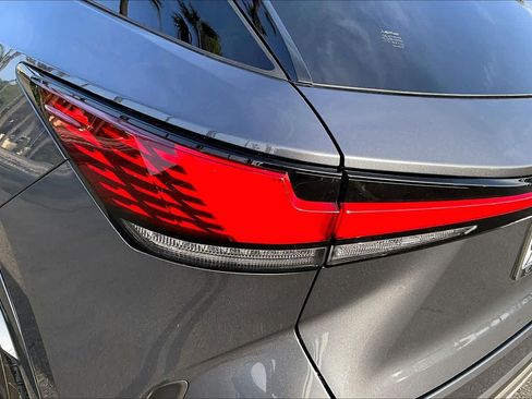 Used 2024 Lexus RX 350 Premium image 27