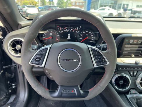 Used 2018 Chevrolet Camaro ZL1 RWD image 20