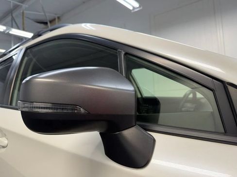 Used 2022 Subaru Crosstrek 2.5i Sport w/ Moonroof Package AWD/4WD image 35