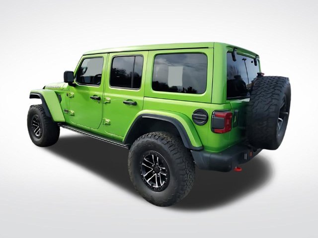 Used 2025 Jeep Wrangler Unlimited Rubicon AWD/4WD image 3