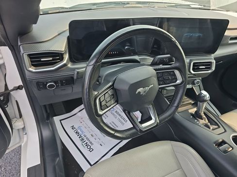 Used 2024 Ford Mustang Premium image 20