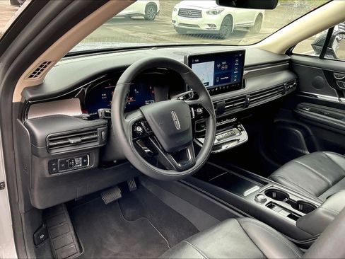 Used 2024 Lincoln Corsair Grand Touring w/ Equipment Group 301A image 16