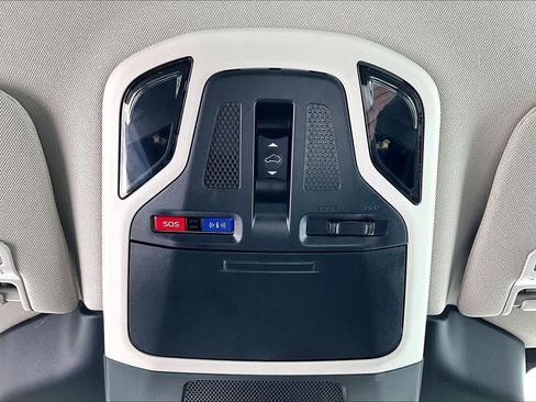 Used 2025 Subaru Legacy Touring XT image 33