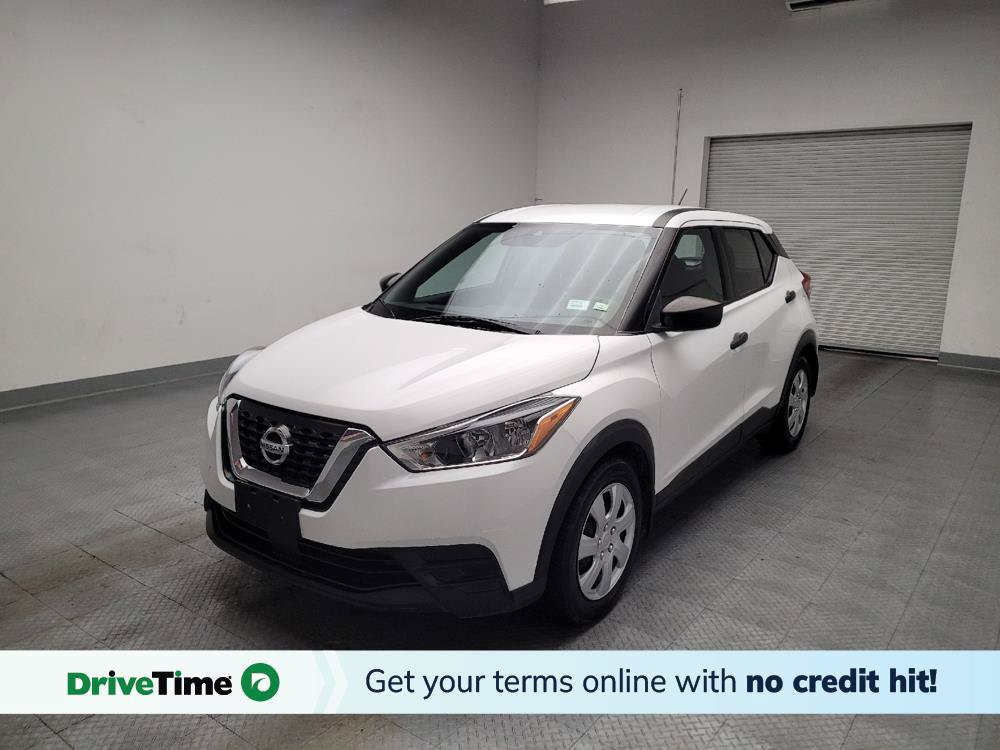 Used 2020 Nissan Kicks S FWD image 1