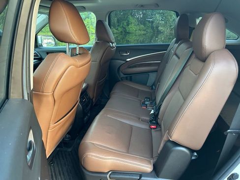 Used 2020 Acura MDX SH-AWD w/ Technology Package image 11