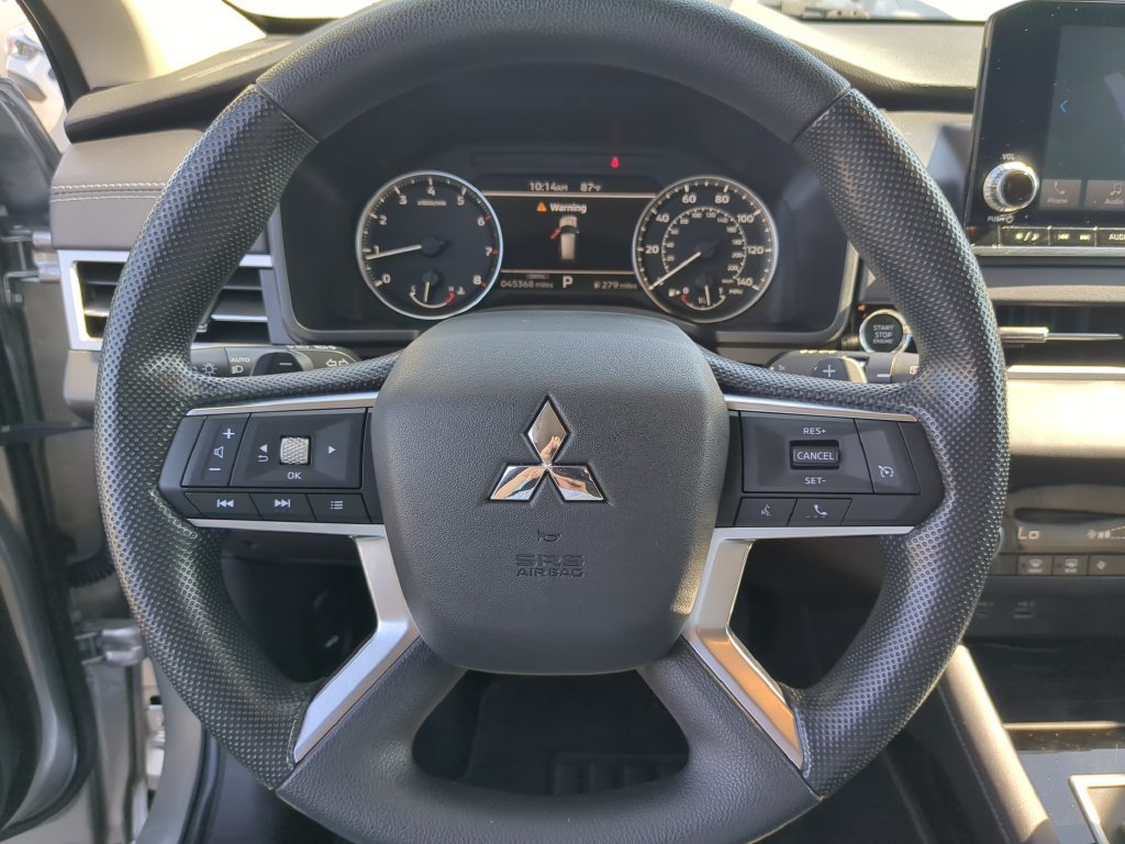 Used 2024 Mitsubishi Outlander ES FWD image 28