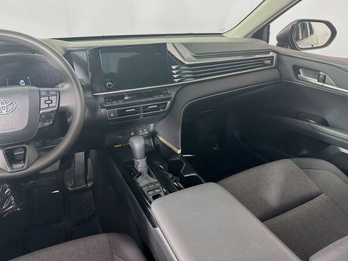 Certified 2025 Toyota Camry LE image 21