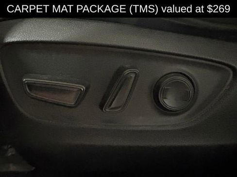 Used 2021 Toyota RAV4 XLE w/ Carpet Mat Package (TMS) AWD/4WD image 7