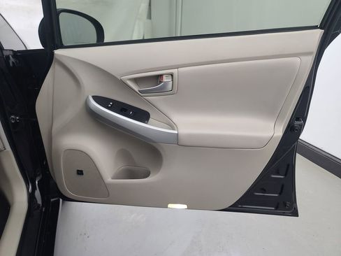 Used 2013 Toyota Prius Four image 13