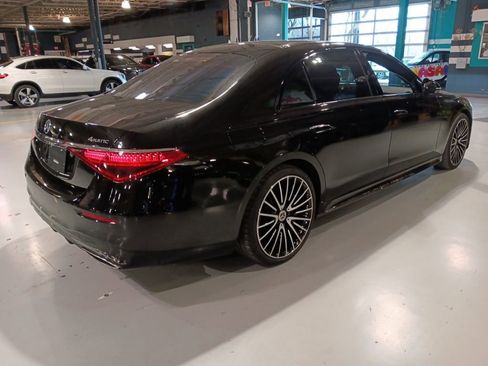 Used 2023 Mercedes-Benz S 580 4MATIC Sedan w/ AMG Line image 6