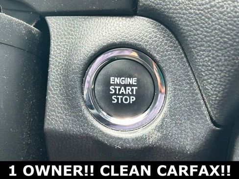 Used 2022 Toyota RAV4 XLE FWD image 18