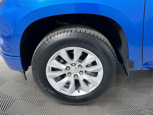 Used 2024 Chevrolet Silverado 1500 Custom image 28