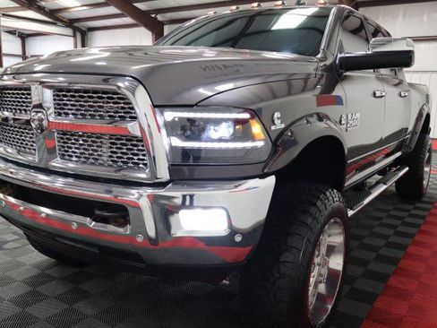 Used 2016 RAM 2500 Laramie w/ Convenience Group RWD image 21